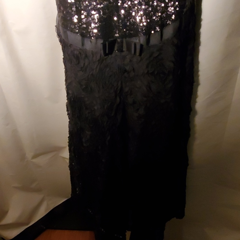 Vintage looking Timeless kahn, Size 12,  strapless black sequin chiffon gown. - Picture 3 of 4